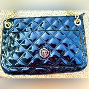 ANNE KLEIN patent quilted evening bag-Used once-looks new! Blk/goldtone hardware